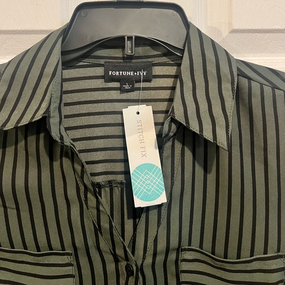 Green stripe blouse - Picture 3 of 3